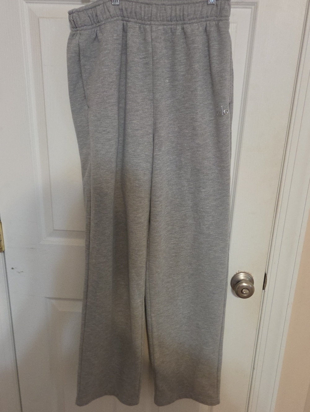 ALO Yoga Gray Wide-Leg Track Pants Womans MEDIUM